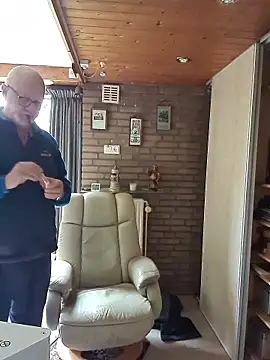 sperpa online show from November 9, 9:02 am