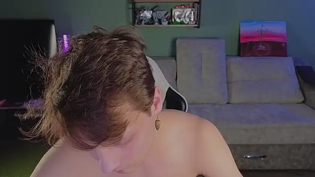 TeddyLiLboy online show from April 8, 9:34 pm