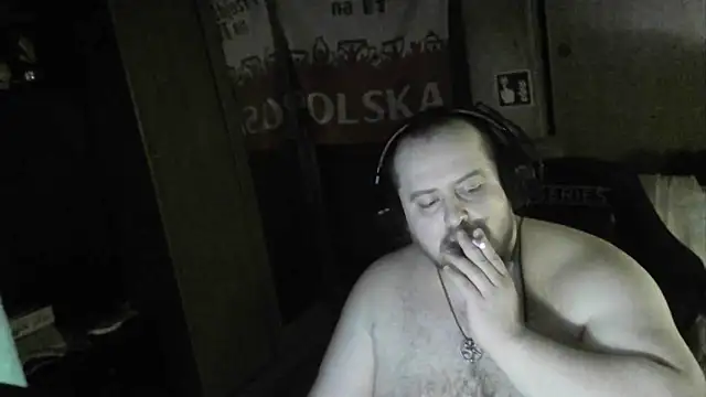 Snapshot of perversalus chatting on March 1, 6:21 pm perversalus online show from March 1, 6:21 pm