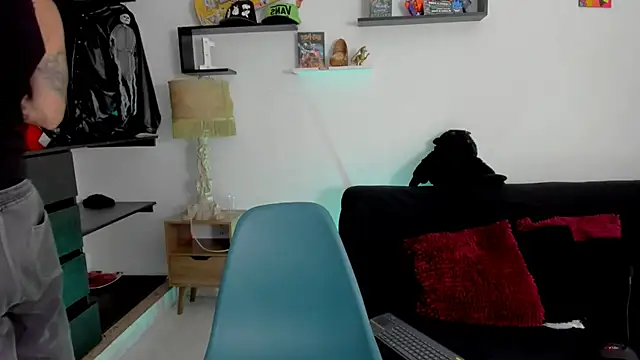 Snapshot of Tom_Krakow chatting on January 8, 7:03 pm Tom Krakow online show from January 8, 7:03 pm