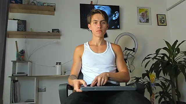 manucute 23  online show from January 18, 3:47 pm