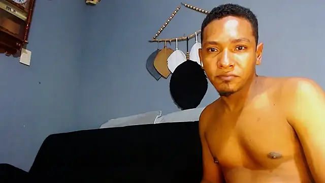 Snapshot of Grandeygruesa1 chatting on March 5, 10:12 pm Grandeygruesa1 online show from March 5, 10:12 pm