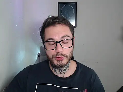 clark r online show from April 24, 12:02 am