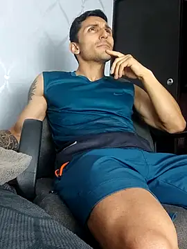 Snapshot of Marck_Muscle chatting on March 11, 2:54 am Marck Muscle online show from March 11, 2:54 am