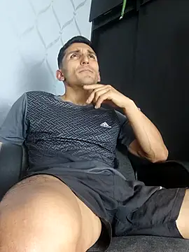 Snapshot of Marck_Muscle chatting on March 13, 2:16 am Marck Muscle online show from March 13, 2:16 am