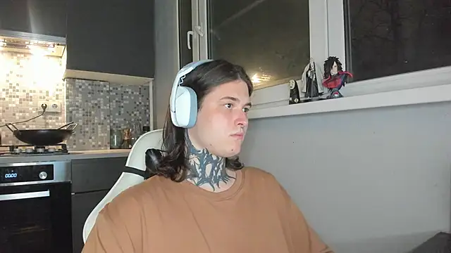  torfin  online show from February 16, 7:16 pm