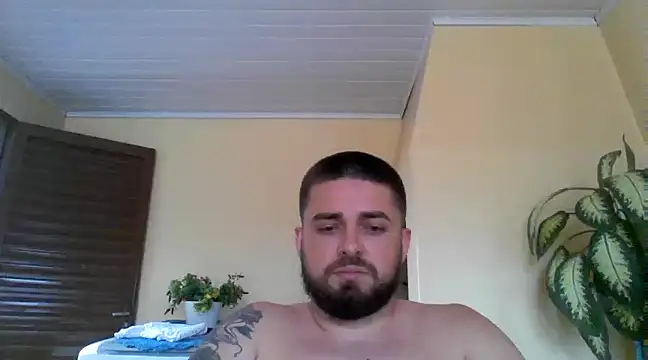 Snapshot of Dat1994 chatting on December 13, 2:27 pm Dat1994 online show from December 13, 2:27 pm