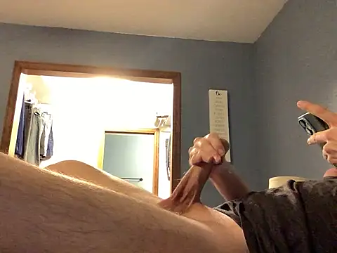 Snapshot of Hebrewhammers42 chatting on March 3, 4:45 am Hebrewhammers42 online show from March 3, 4:45 am