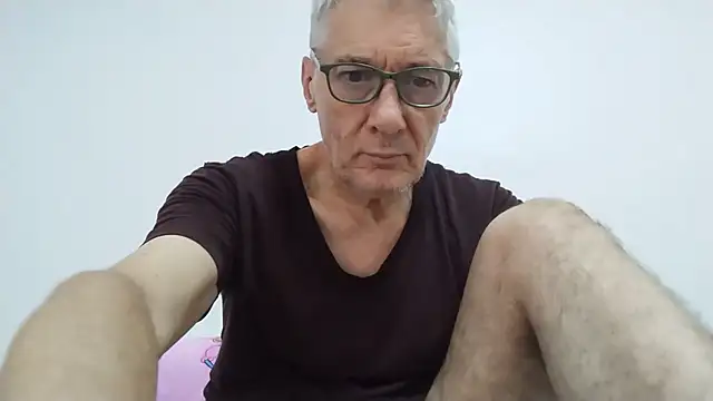 BIGUNCUTHARDCOCK online show from June 4, 12:05 am