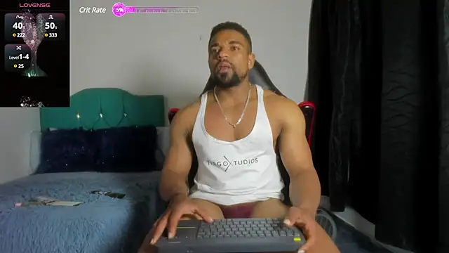 estebanlobo- online show from March 16, 7:38 pm