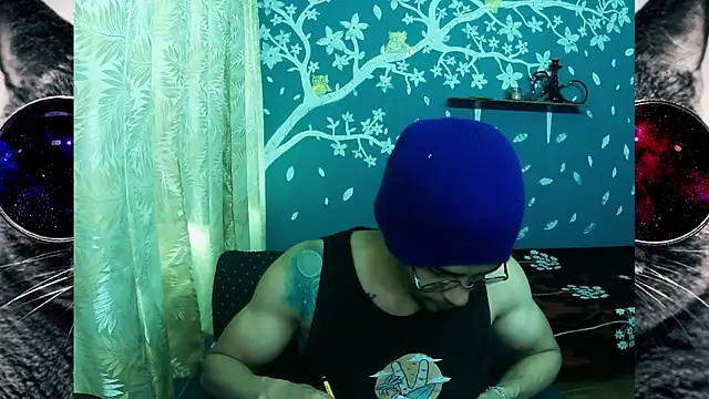 Snapshot of ponzothc chatting on September 20, 7:47 pm ponzothc online show from September 20, 7:47 pm