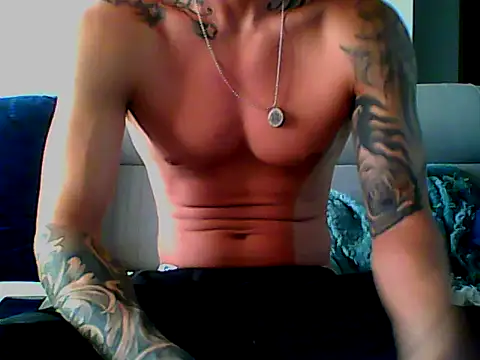 Skater29xx2 online show from February 11, 2:24 pm