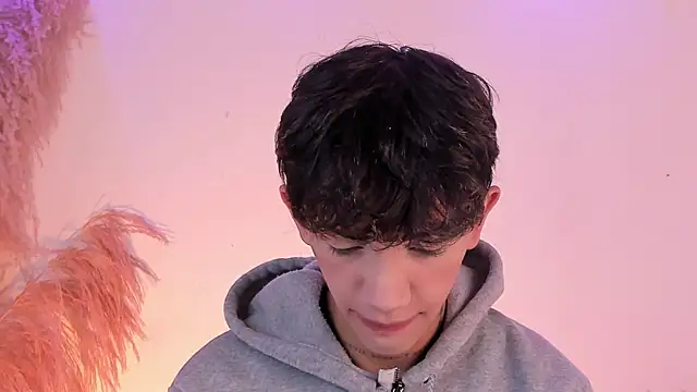 Snapshot of Tomy_Rox chatting on January 24, 8:22 pm Tomy Rox online show from January 24, 8:22 pm