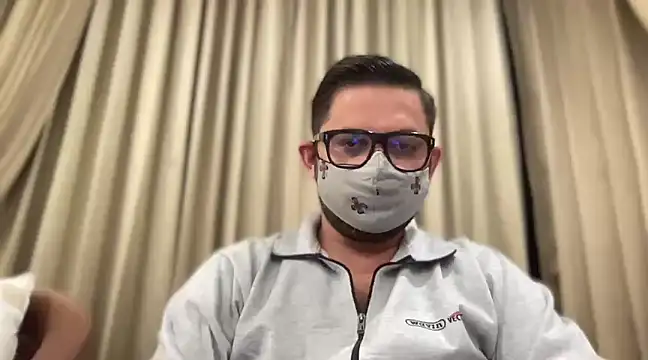 slavekinky001 online show from December 2, 8:09 pm