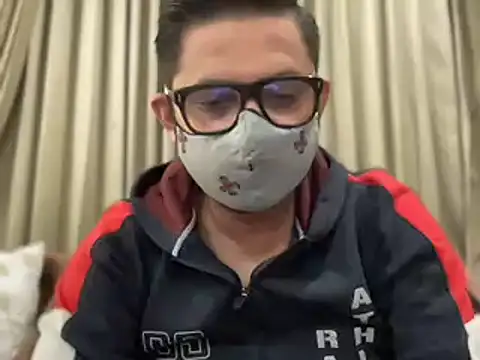 slavekinky001 online show from December 3, 7:44 pm