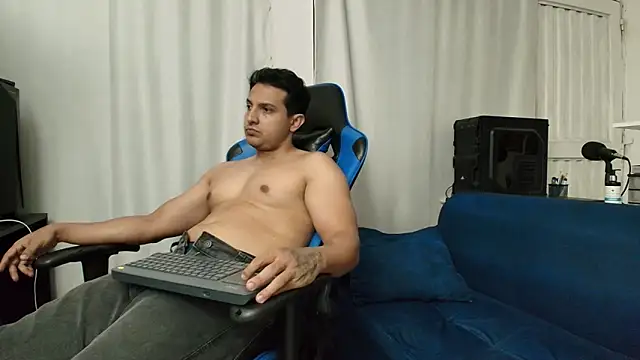 hott dicks online show from July 2, 8:48 pm