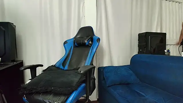 hott dicks online show from July 11, 2:13 am
