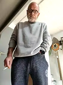 bottomhairy online show from March 18, 10:07 am