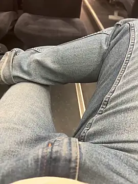 maleesa online show from April 15, 8:31 pm