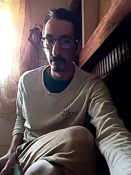 Snapshot of Diogopicha chatting on March 4, 2:21 pm Diogopicha online show from March 4, 2:21 pm
