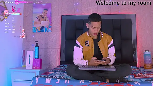 Snapshot of dilan_alfonzo chatting on October 15, 7:43 pm dilan alfonzo online show from October 15, 7:43 pm