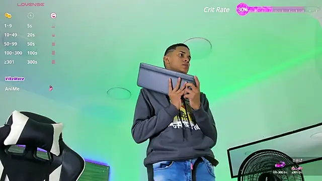 Snapshot of dilan_alfonzo chatting on December 20, 3:36 am dilan alfonzo online show from December 20, 3:36 am