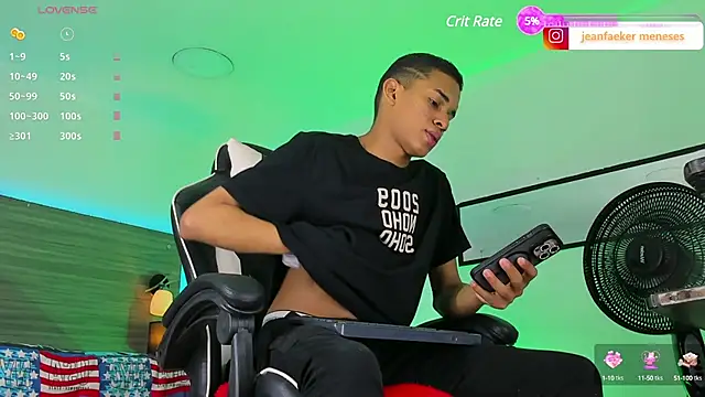 Snapshot of dilan_alfonzo chatting on December 26, 7:49 pm dilan alfonzo online show from December 26, 7:49 pm
