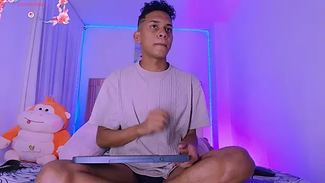 dilan alfonzo online show from July 19, 11:22 pm