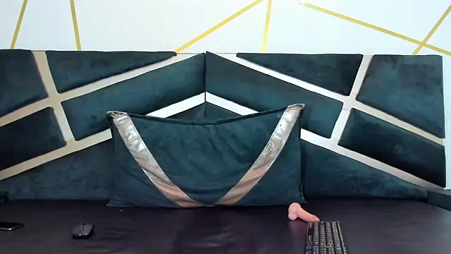 thiago19s online show from April 25, 1:14 pm