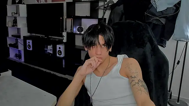 MarkBrowniii online show from March 8, 6:34 pm