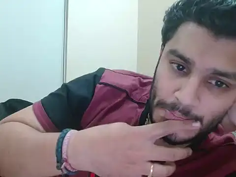 robintoit online show from December 18, 4:14 pm