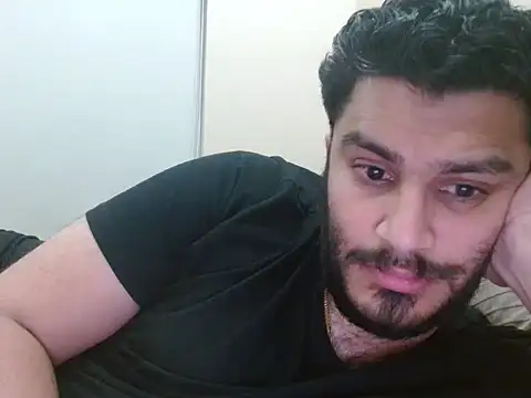 robintoit online show from October 4, 7:29 pm