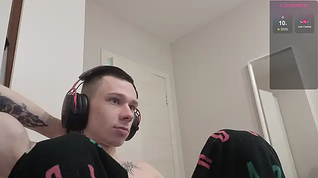 R1mmo   online show from September 24, 5:44 pm