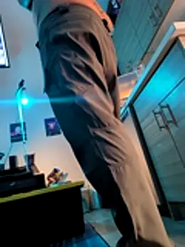 Armyexhibitionistvet online show from November 25, 2:46 am