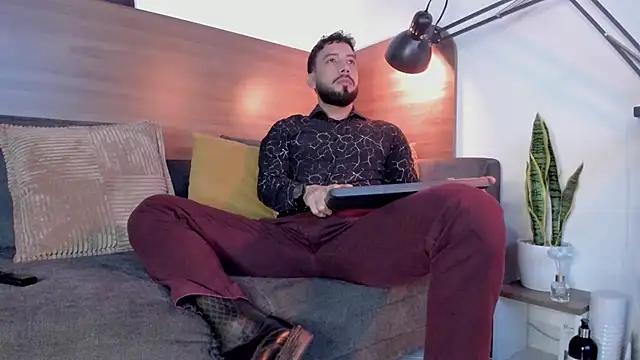 bruno woods online show from April 27, 4:36 pm