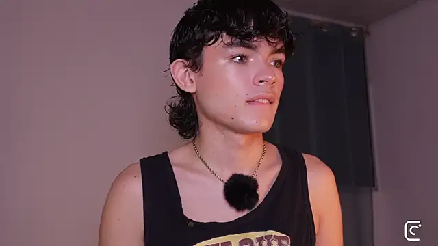 Angelo 018 online show from April 24, 2:14 am