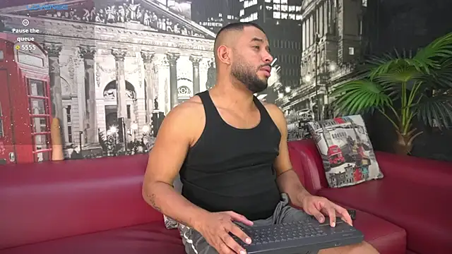 Snapshot of THIAGOXBIG chatting on September 22, 9:36 pm THIAGOXBIG online show from September 22, 9:36 pm