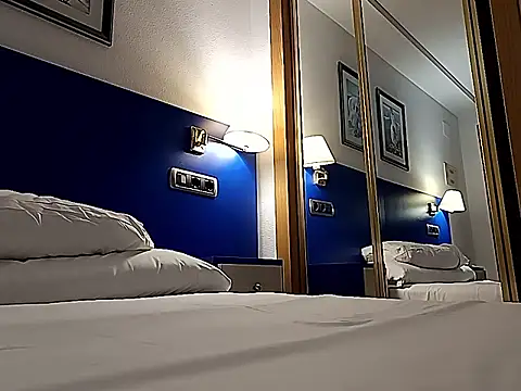 Carlosvlc1987 online show from February 27, 1:29 am