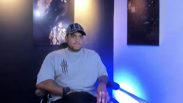 Big furry bear13 online show from October 15, 5:26 am