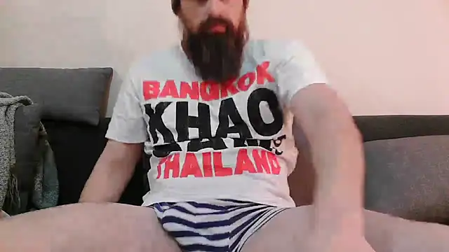 Snapshot of DickStaza chatting on December 7, 12:13 pm DickStaza online show from December 7, 12:13 pm