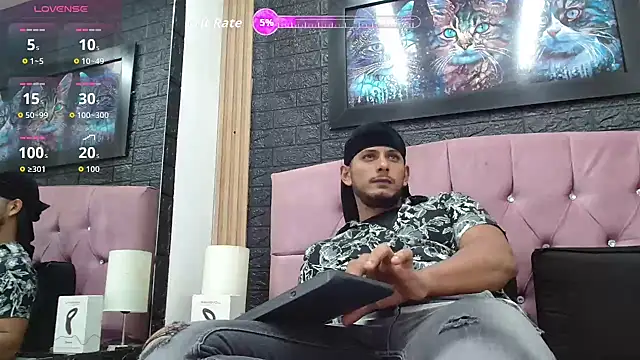 Chris Dick23 online show from January 13, 2:49 am