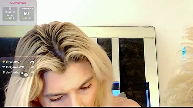 honey skin online show from February 4, 10:27 pm