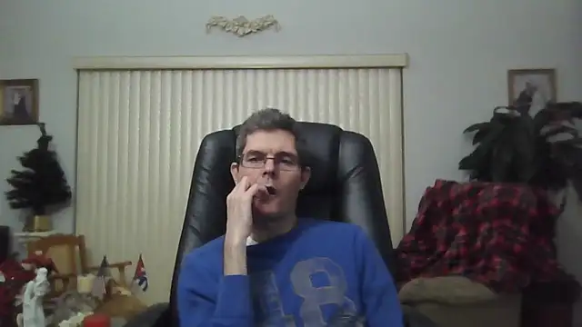 Copfiremen4566 online show from December 16, 5:14 am