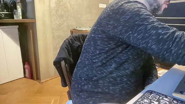 RedDante89 online show from November 7, 9:45 am