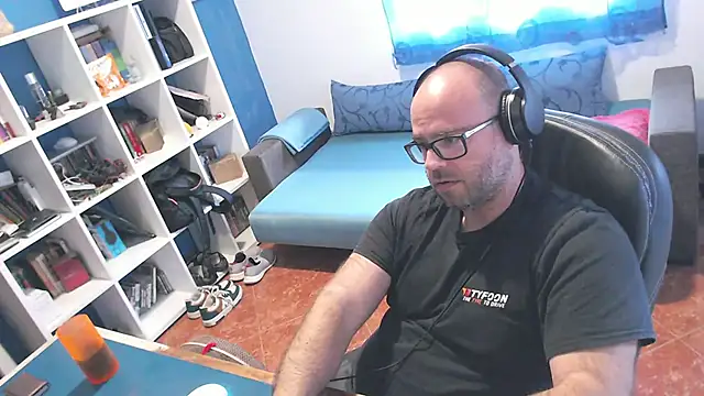 ravingr4d4 online show from September 13, 2:07 pm