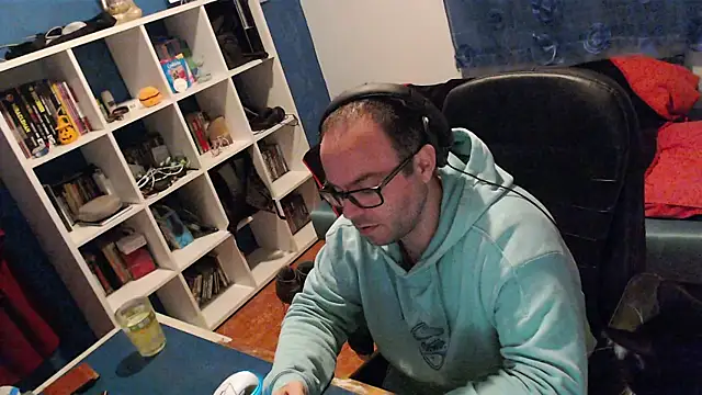 ravingr4d4 online show from January 18, 12:17 am