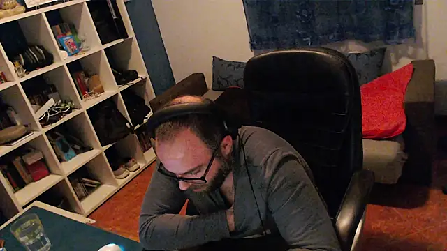 ravingr4d4 online show from January 11, 11:46 pm