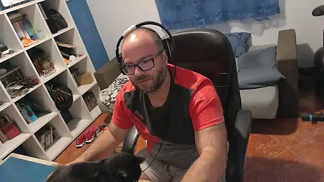 ravingr4d4 online show from September 24, 9:46 pm