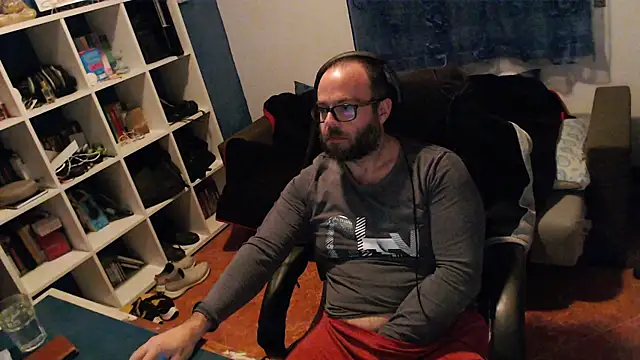 ravingr4d4 online show from January 10, 11:29 pm