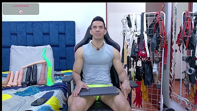 JoseRumbero26 online show from July 22, 12:52 pm